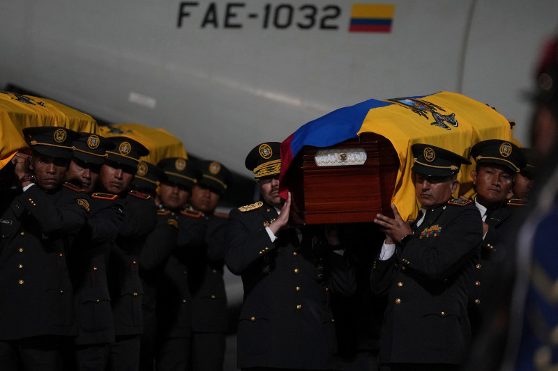 Abaten en Ecuador a secuestradores que mataron a 11 soldados